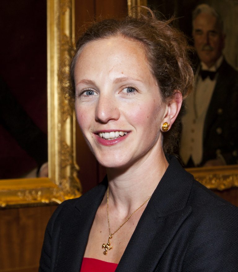 Read more about the article A glass of wine with Victoria Aldwinckle