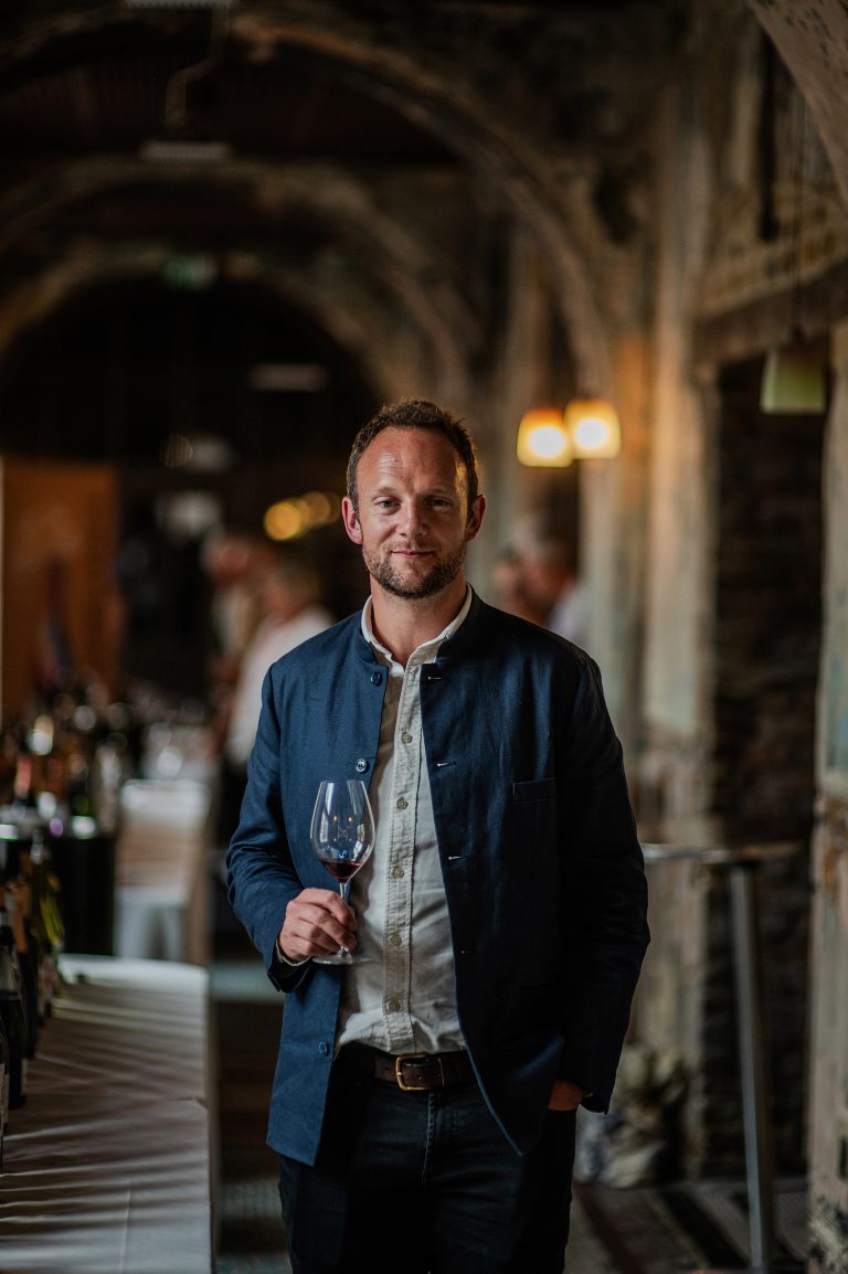 Read more about the article The English Wine Diaries Episode 91 – Ed Mansel-Lewis